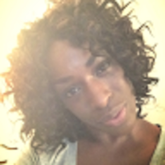 Meet your Posher, Ericka - Picture 1 of 1